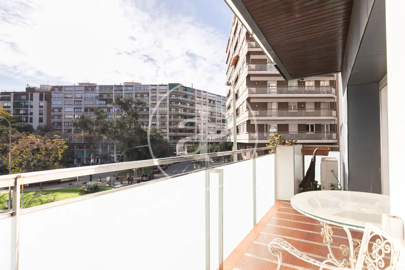 Vista exterior de Piso en venta en Barcelona con Aire acondicionado, Calefacción y Terraza