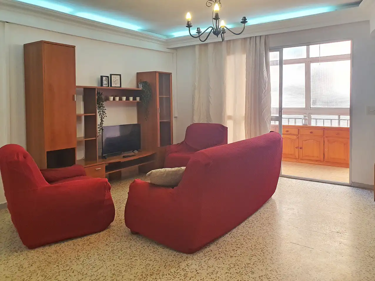 Zimmer in Calle de Alozaina, Santa Cristina - San Rafael