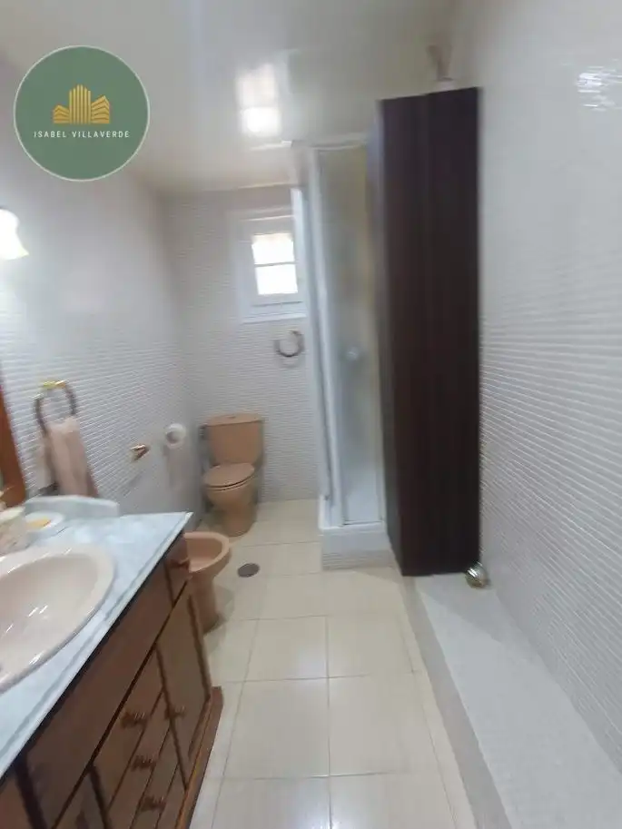 Baño de Casa o chalet en venta en A Coruña Capital  con Calefacción, Jardín privado y Piscina