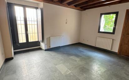 Duplex for sale in Segovia Capital  with Heating