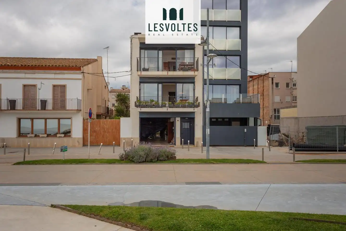 Appartamento con giardino in vendita a De Josep Mundet, imagen 19