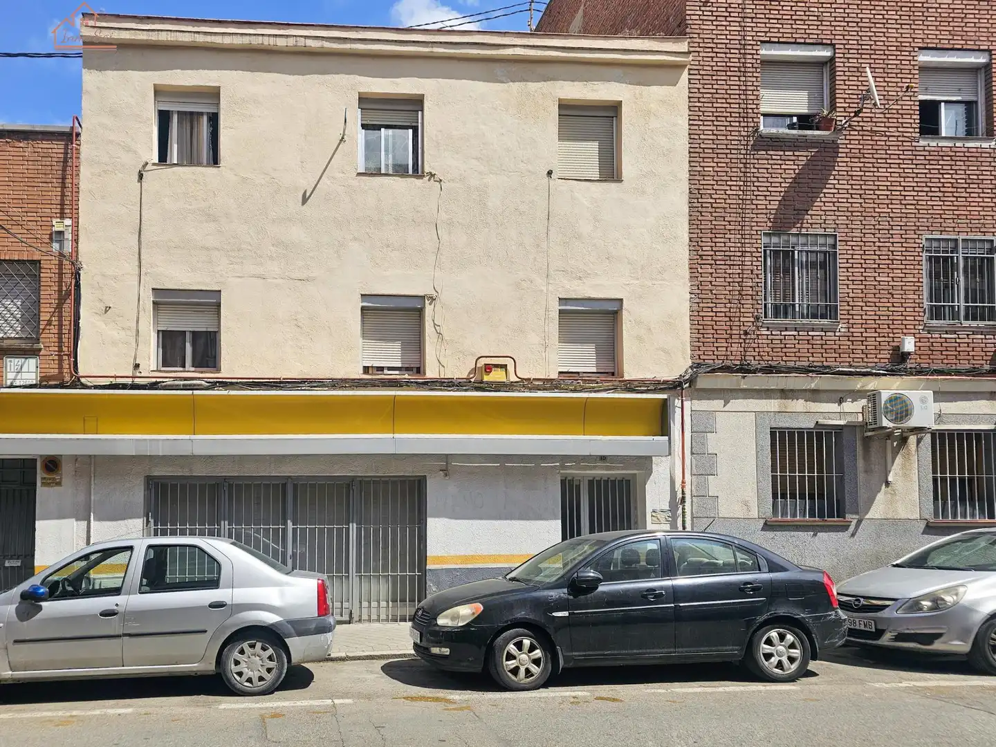 Exterior view of Buildings for sale in Madrid