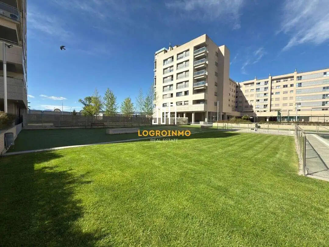 Appartamento con piscina in vendita a San Adrián, imagen 35