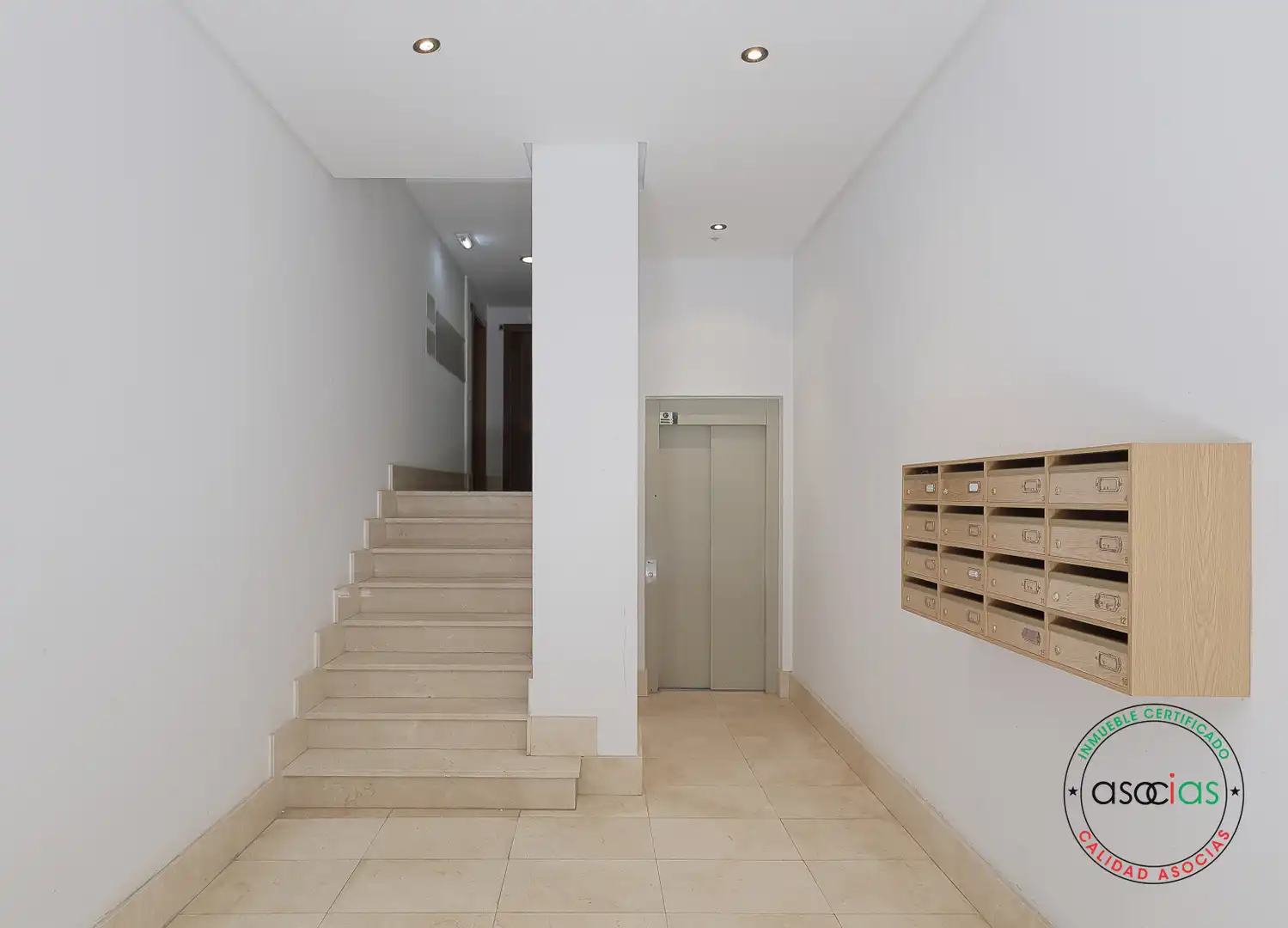 Ático en venta en Gijón  con Calefacción, Terraza y Balcón