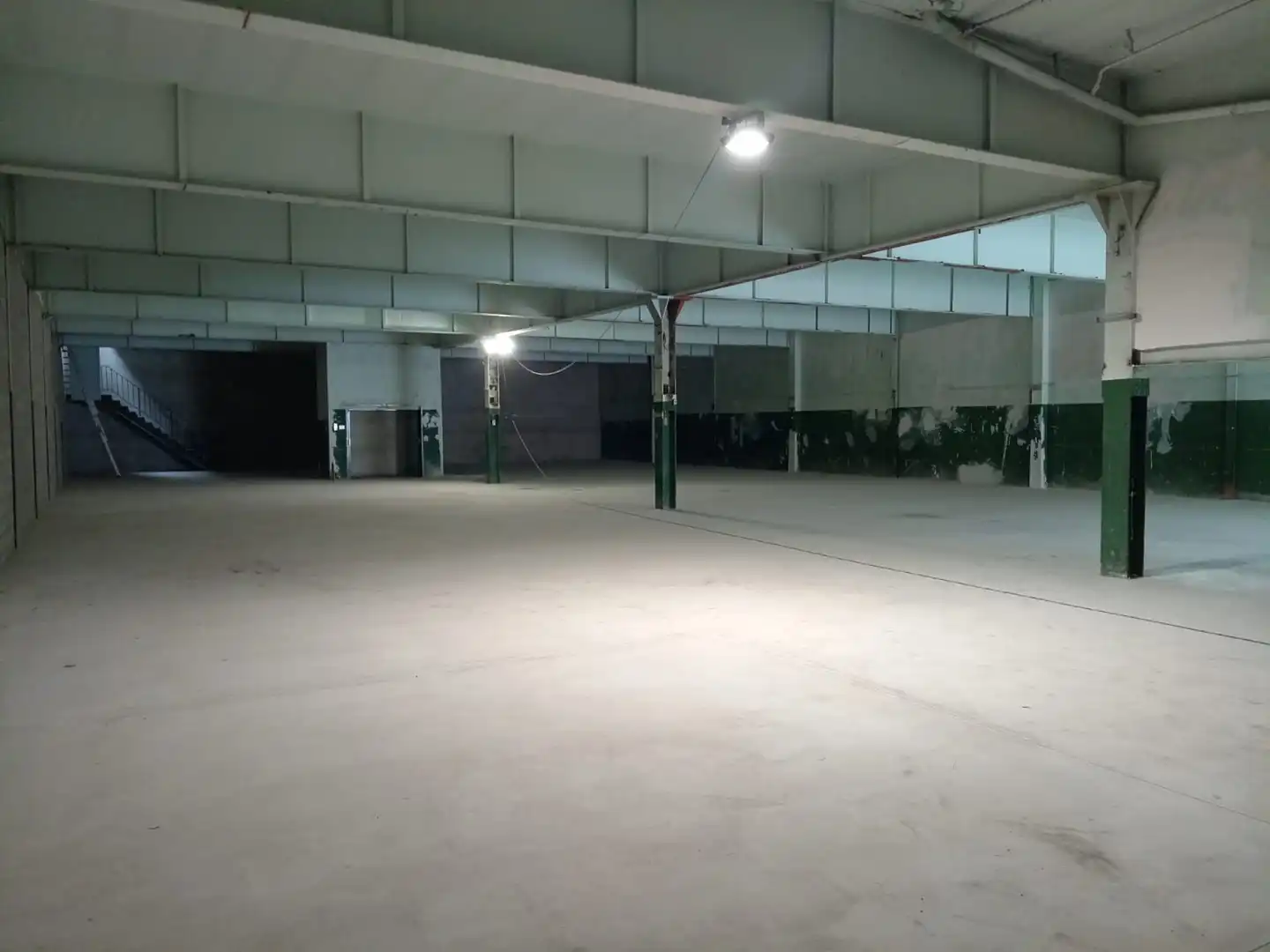 Fabrikhallen zum Verkauf in Sabadell