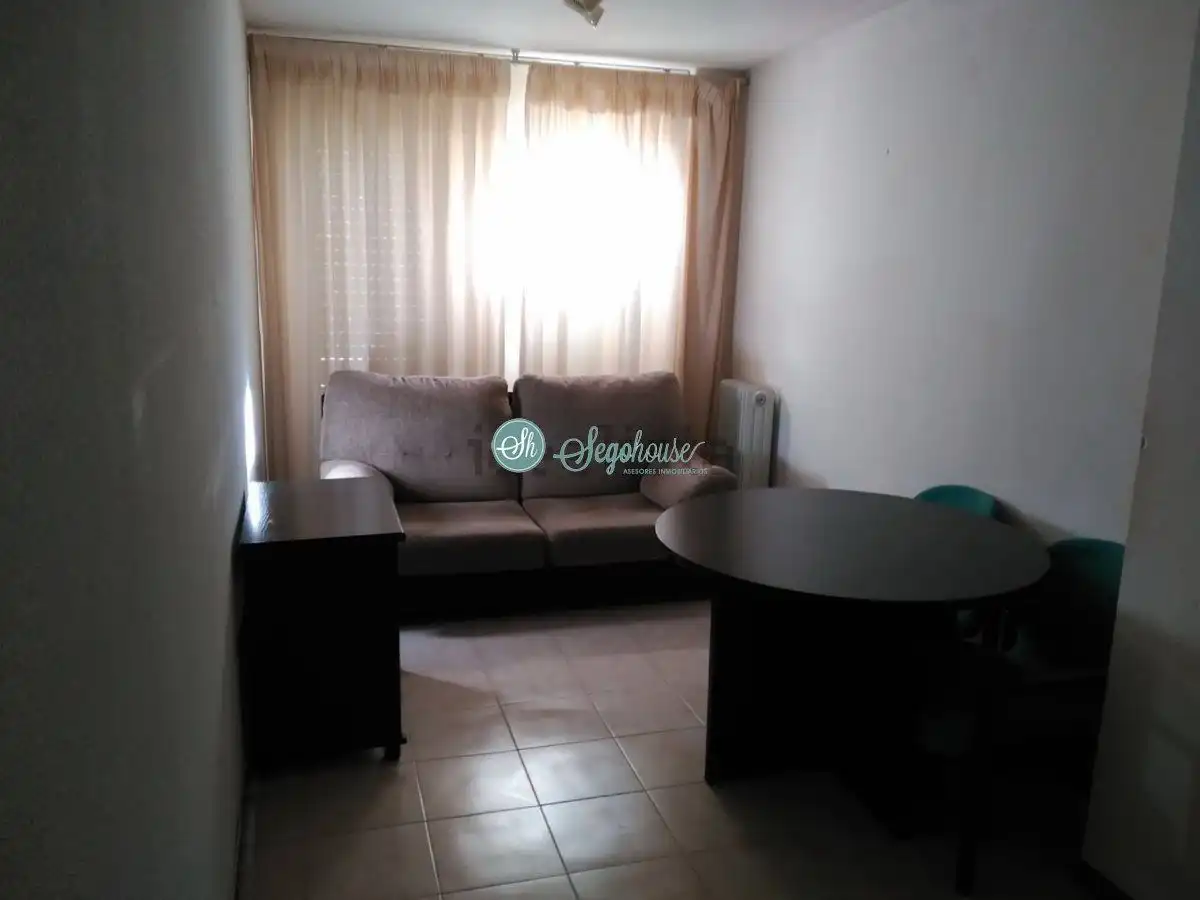 Bedroom of Flat for sale in Segovia  with Heating and Storage room