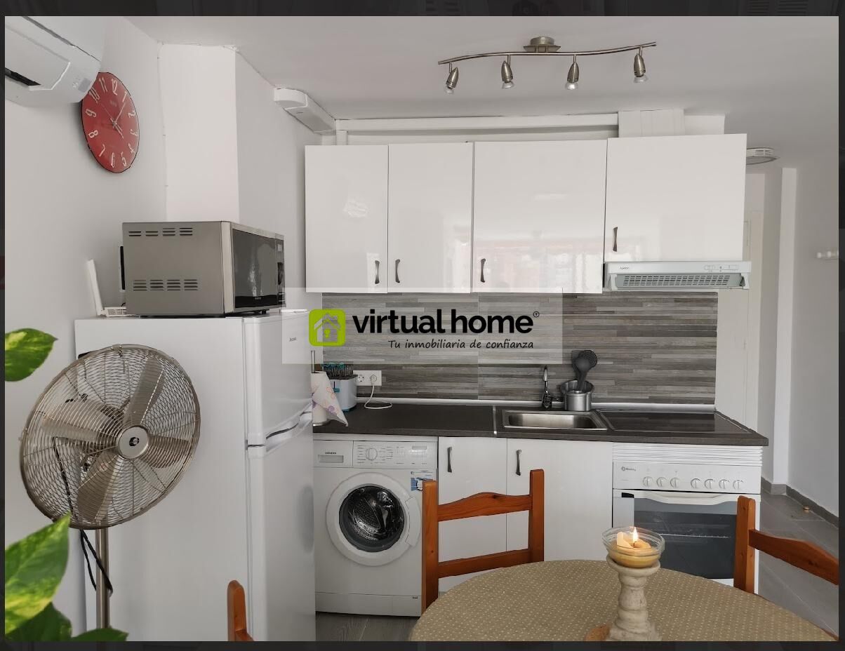 Kitchen of Study to rent in Benidorm  with Air Conditioner, Private garden and Community pool