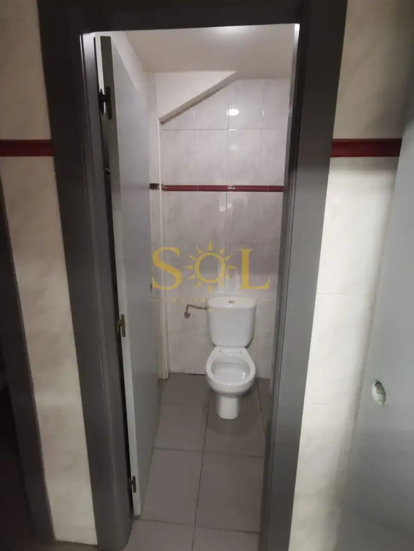 Local comercial en venda a Calle Alfonso V 11, imagen 26