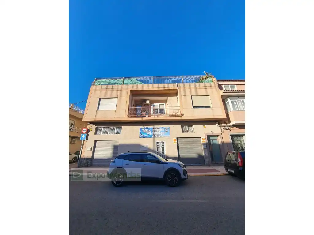 Vista exterior de Casa o xalet en venda en Murcia