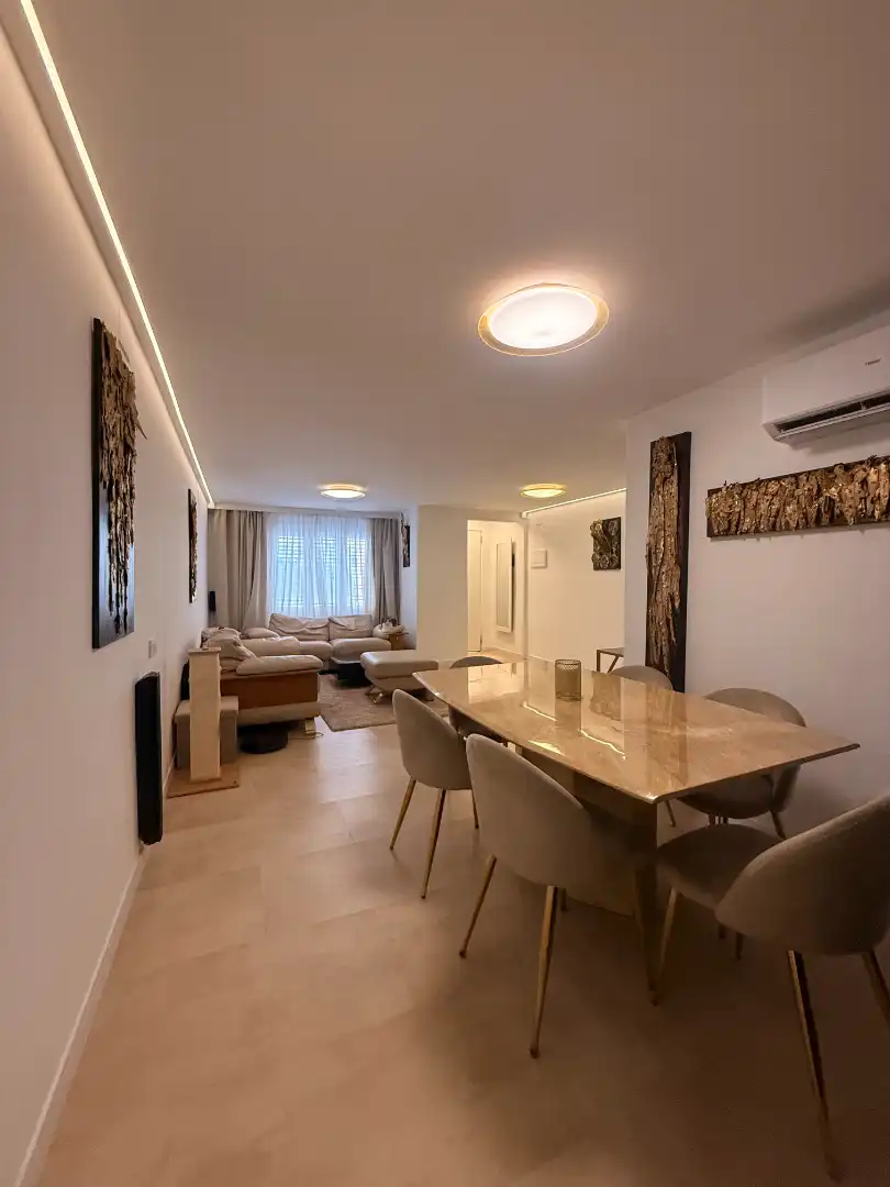 Casa bifamiliare in vendita a Grup Sant Pau