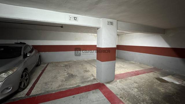 Garaje en Venta en Periodista Gil Sumbiela, 64 en Barrio de Benicalap