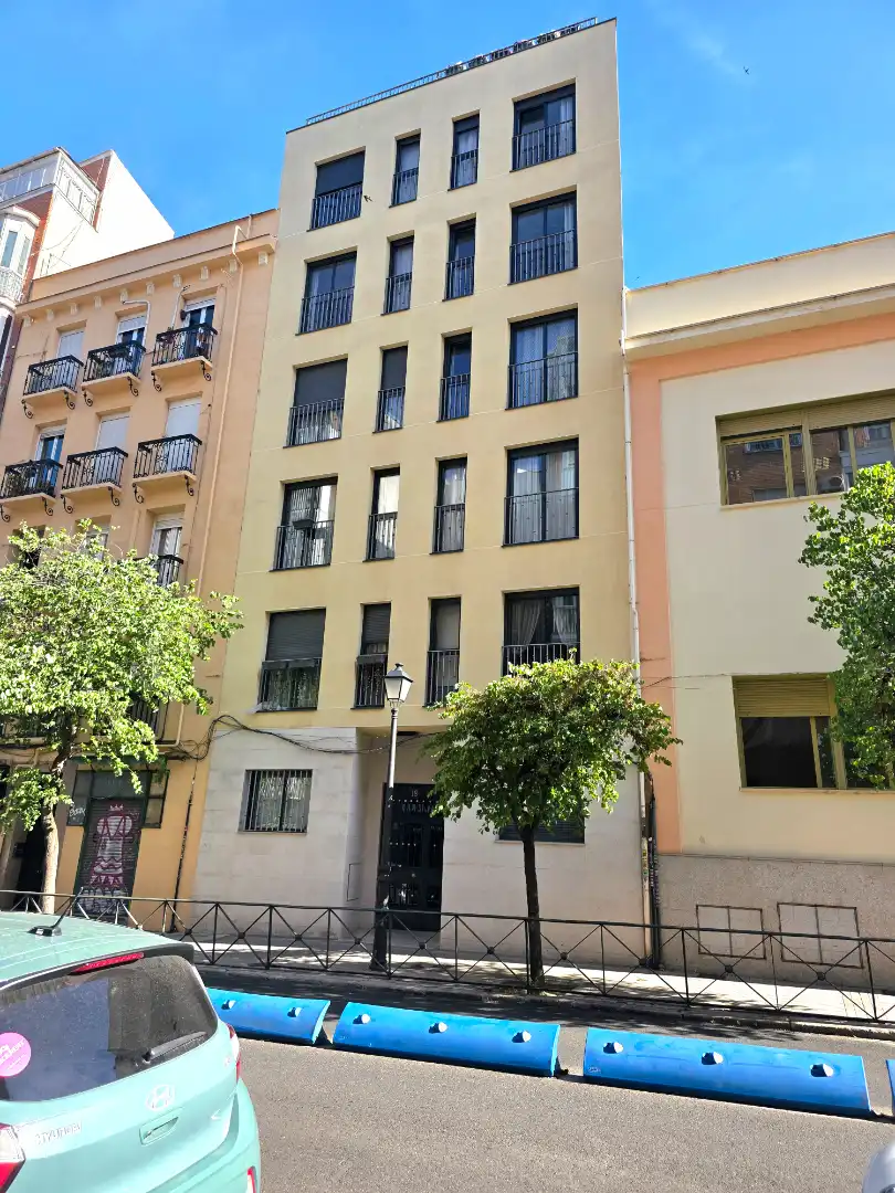 Vista exterior de Piso en venta en Madrid con Aire acondicionado, Calefacción y Parquet