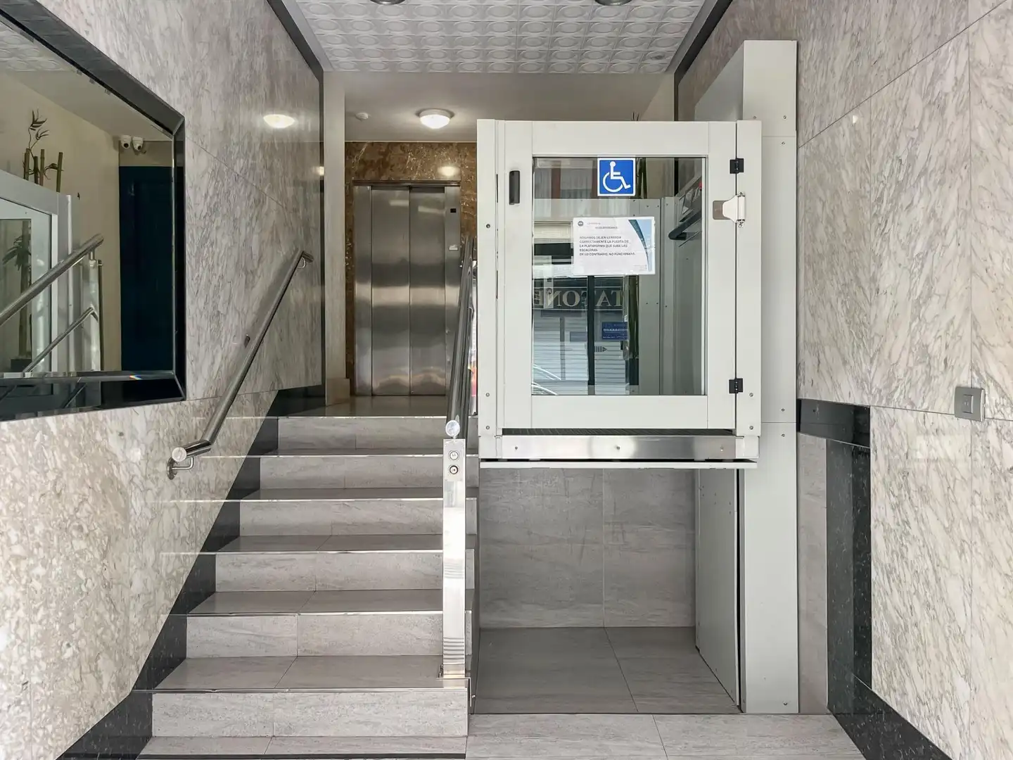 Pis en venda en A Coruña Capital  amb Aire condicionat, Calefacció i Traster