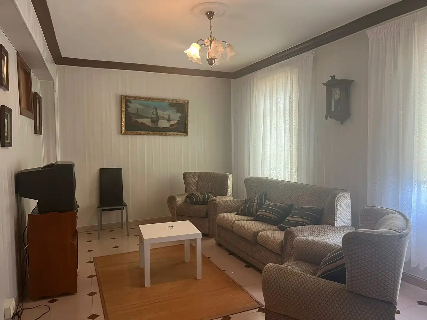 Wohnzimmer von Einfamilien-Reihenhaus zum Verkauf in Valdoviño mit Heizung, Terrasse und Abstellraum