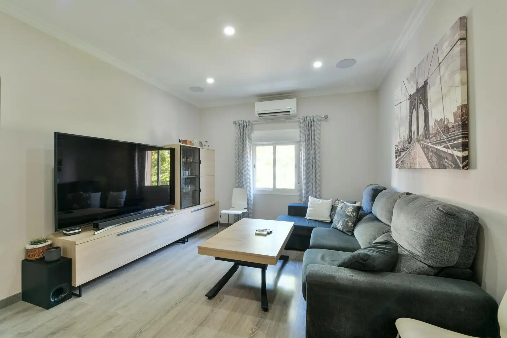 Living room of Flat for sale in  Palma de Mallorca  with Air Conditioner, Storage room and Balcony