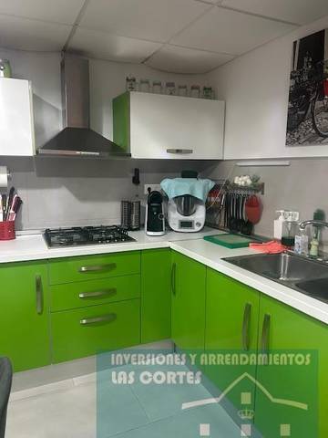 Casa-chalet en Venta en Centro