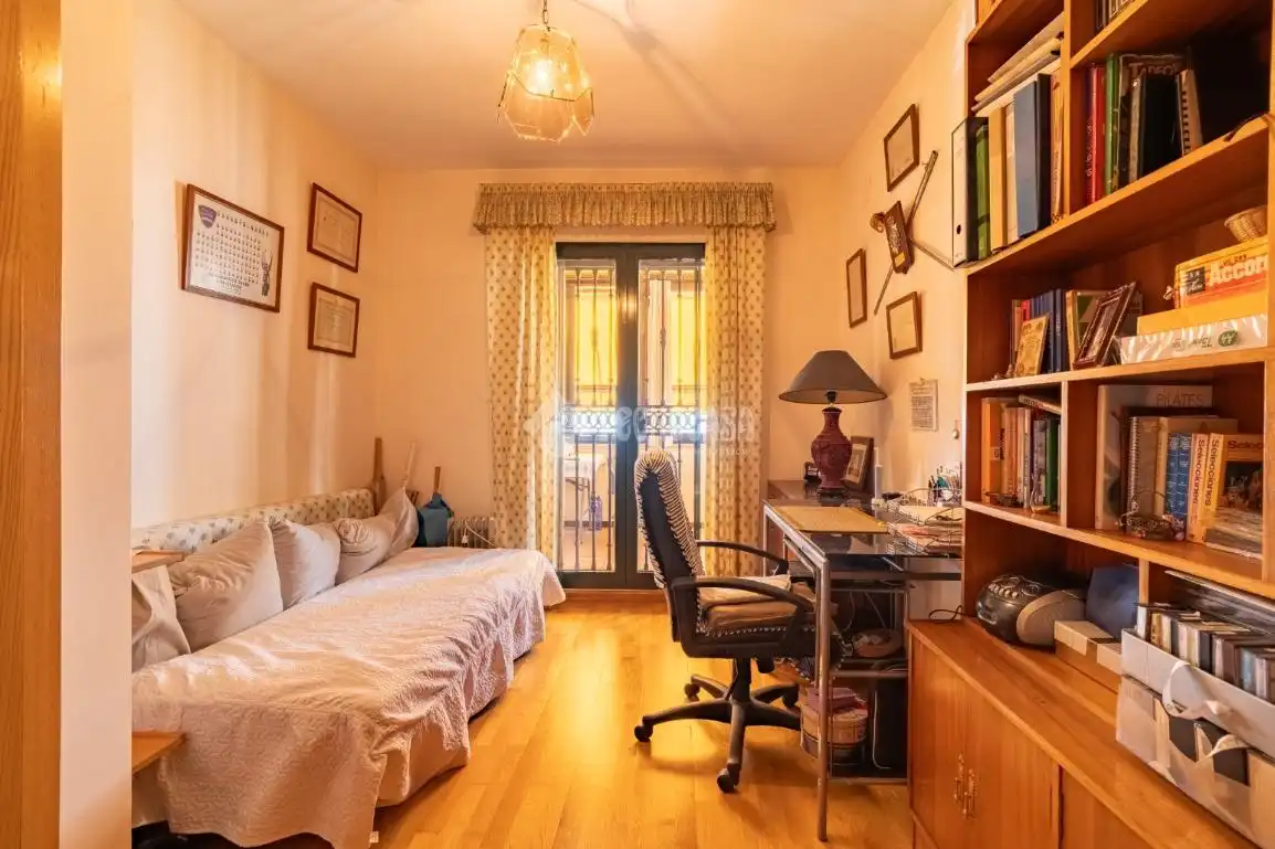 Schlafzimmer von Wohnung zum Verkauf in Jun