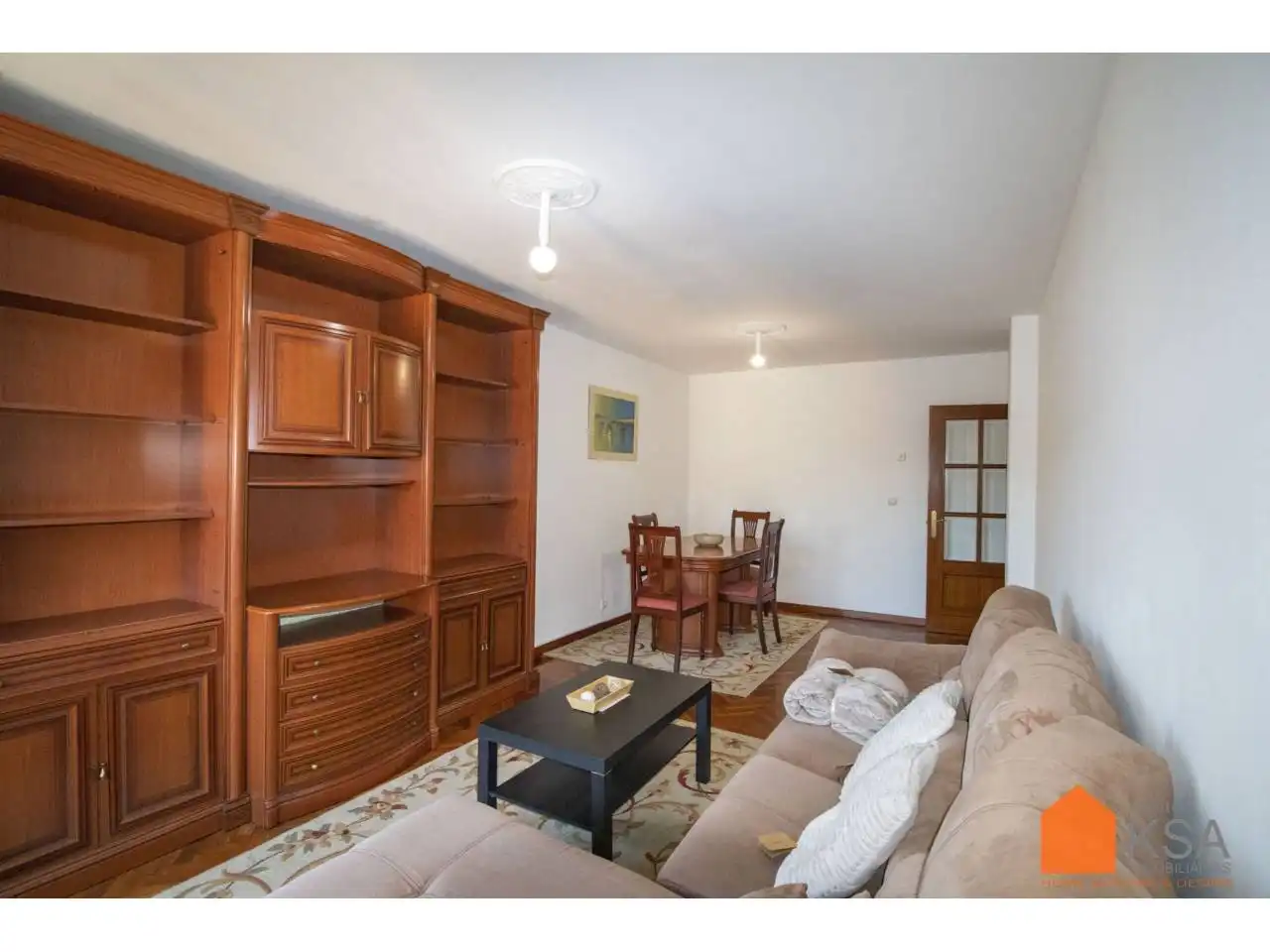 Wohnung zur Miete in Calle Cruxa, O Milladoiro