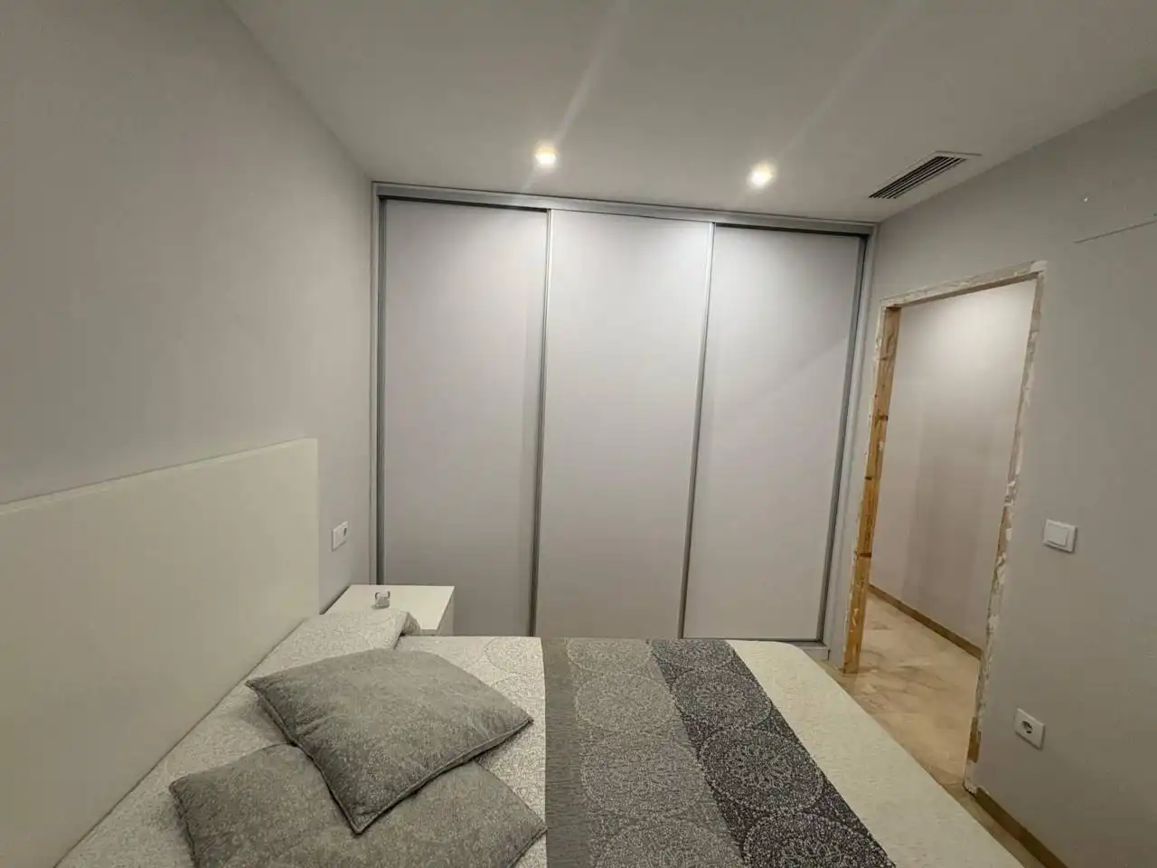Habitación de Piso en venta en Elche / Elx con Aire acondicionado, Calefacción y Trastero