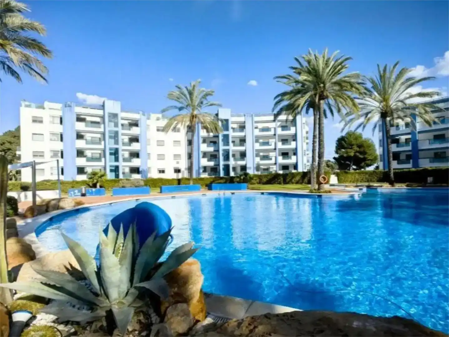 Schwimmbecken von Wohnungen zur Miete in Santa Eulària des Riu mit Klimaanlage und Schwimmbad