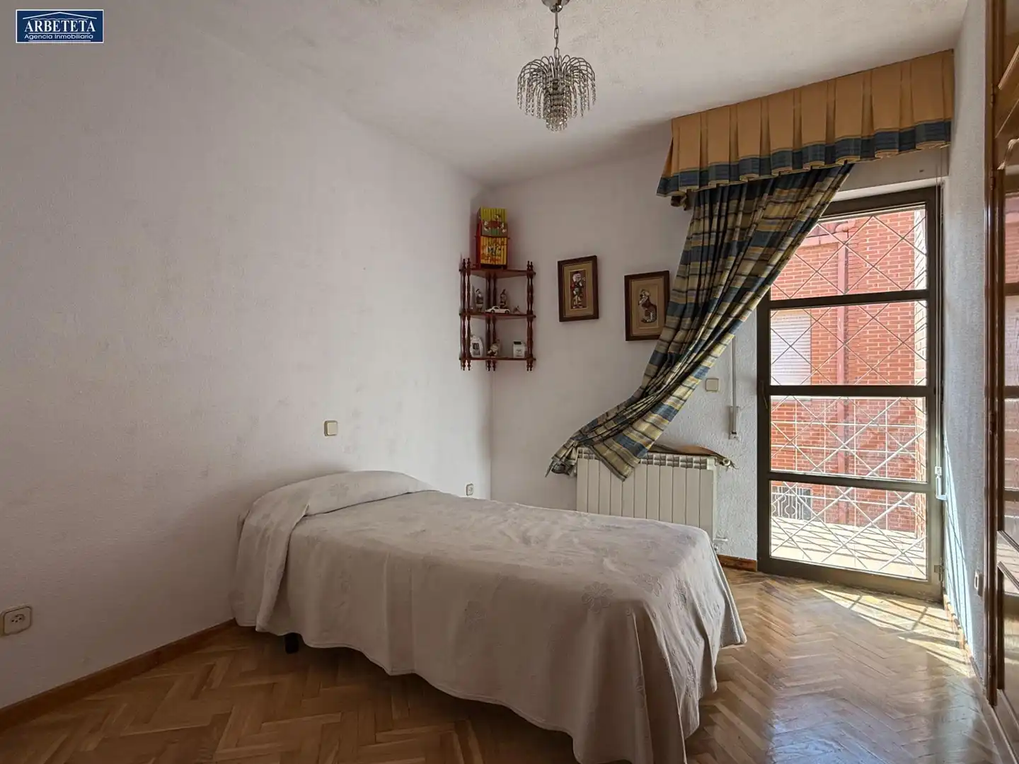 Habitación de Casa o chalet en venta en Guadalajara con Calefacción, Parquet y Terraza