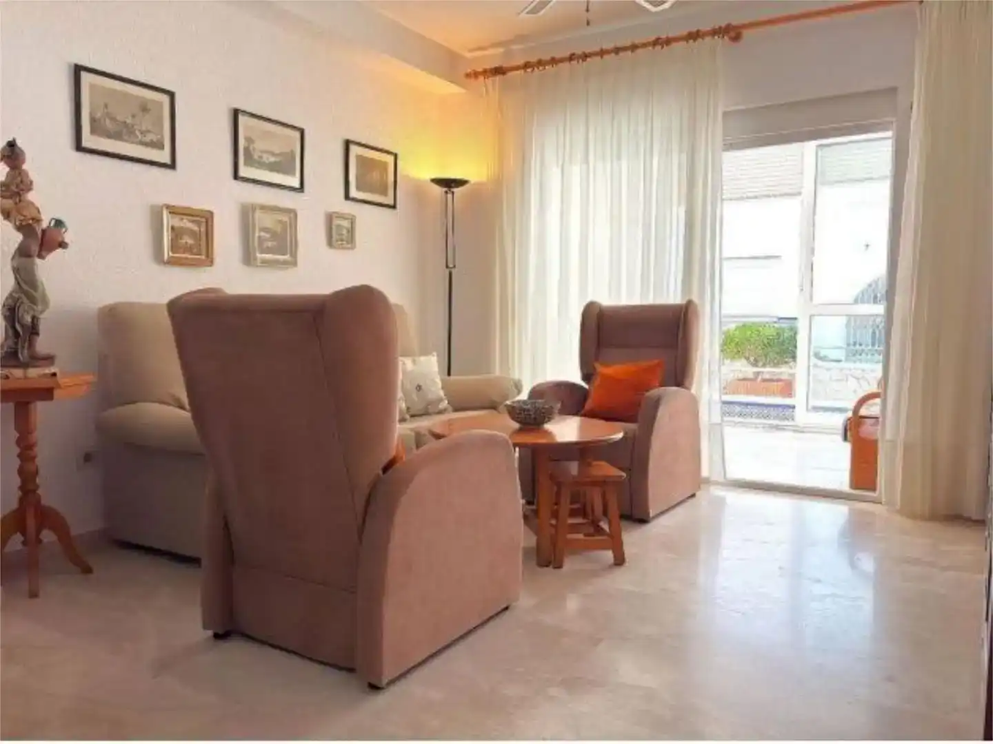 Sala d'estar de Pis en venda en Nerja amb Piscina