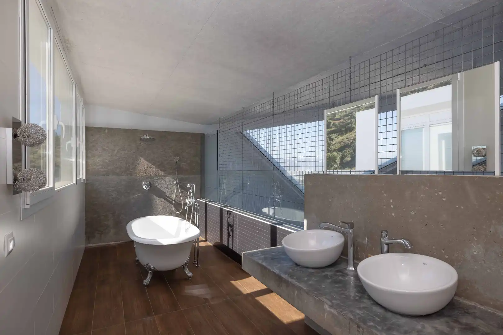 Bathroom of Houses for sale in Málaga  with Air Conditioner, Heating and Private garden