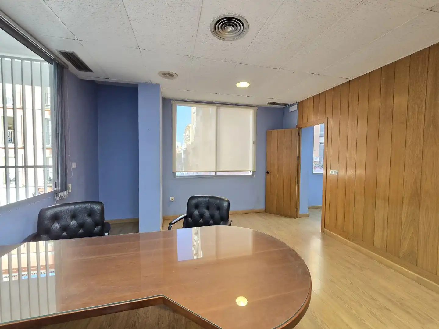 Büro zur Miete in Málaga mit Klimaanlage und Heizung