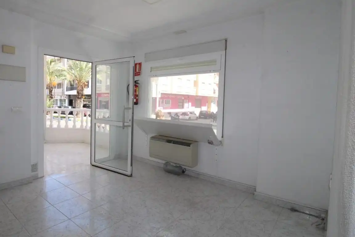 Planta baja en venta en Torrevieja con Terraza