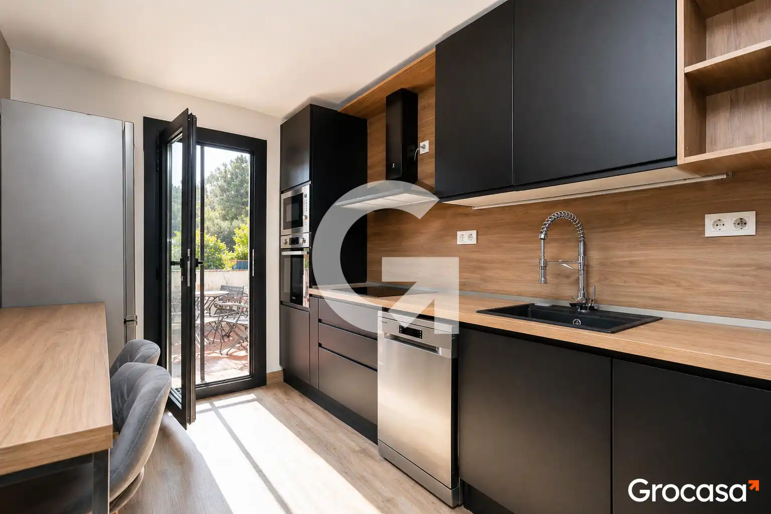 Kitchen of Detached homes for sale in Vallirana  with Air Conditioner, Terrace and Storage room