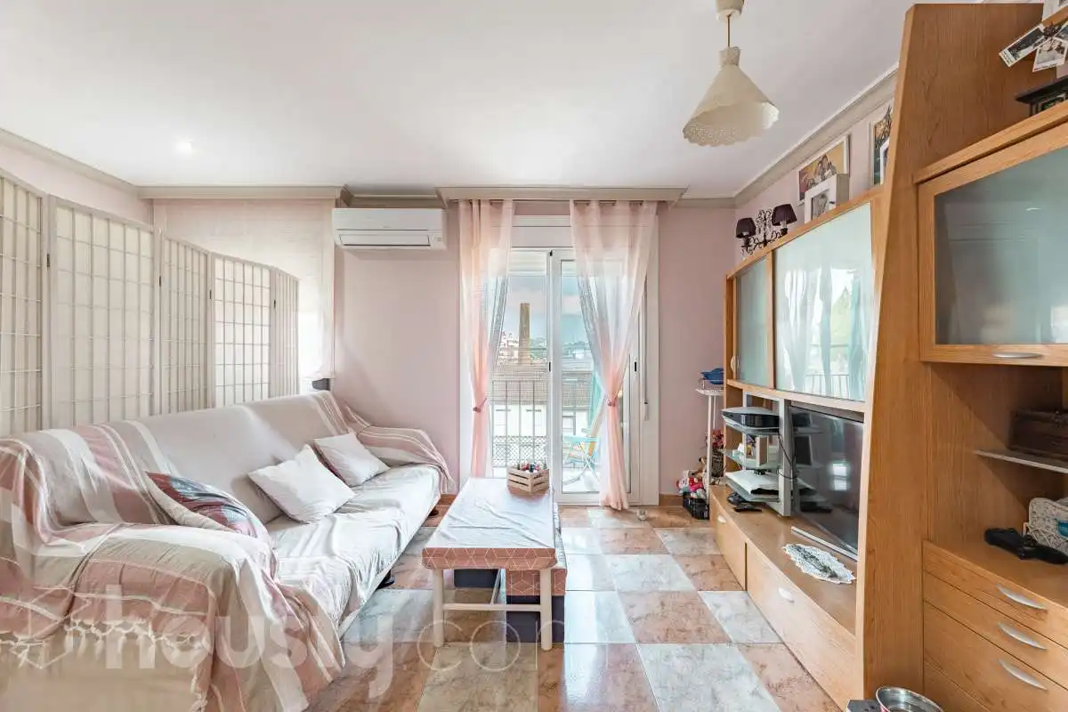 Appartamento con terrazza in vendita a Carrer de Sabadell ., imagen 6