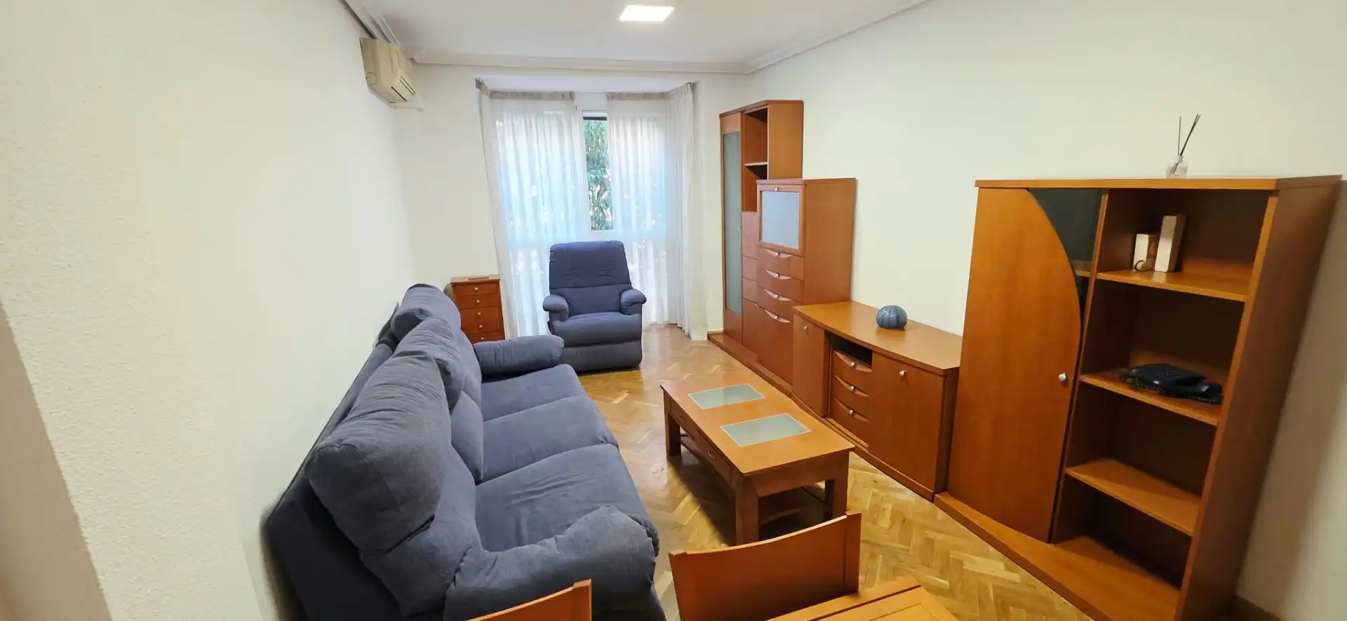 Wohnung mit Aufzug zur Miete in Calle de Alejandro Sánchez