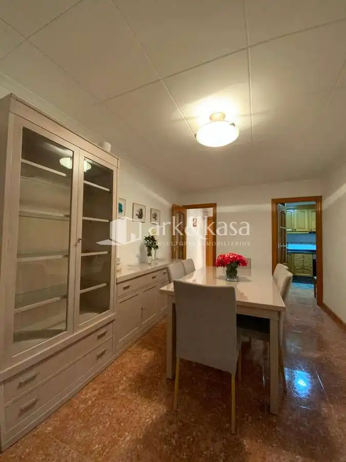 Esszimmer von Wohnung zur Miete in Valencia mit Klimaanlage, Abstellraum und Möbliert