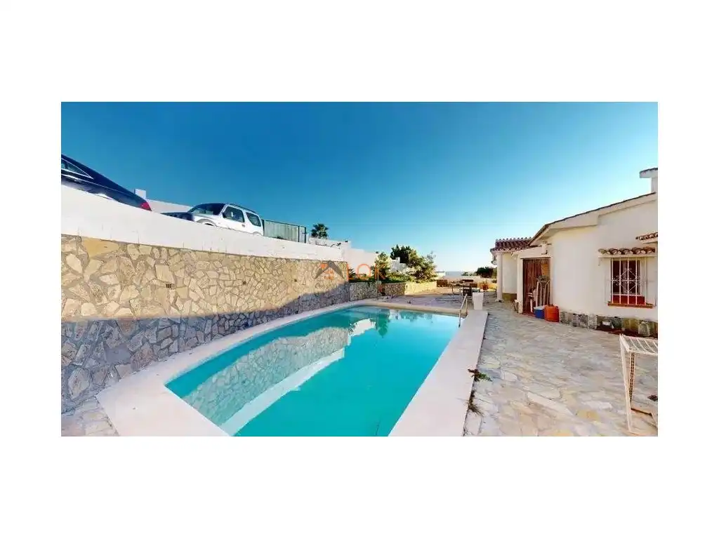 Piscina de Casa o chalet en venta en Vélez-Málaga