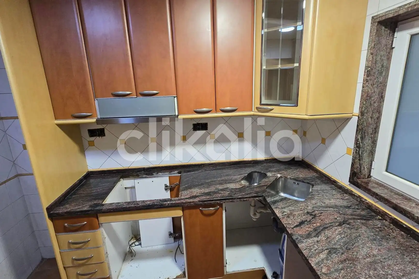 Cuina de Pis en venda en Sant Boi de Llobregat amb Terrassa