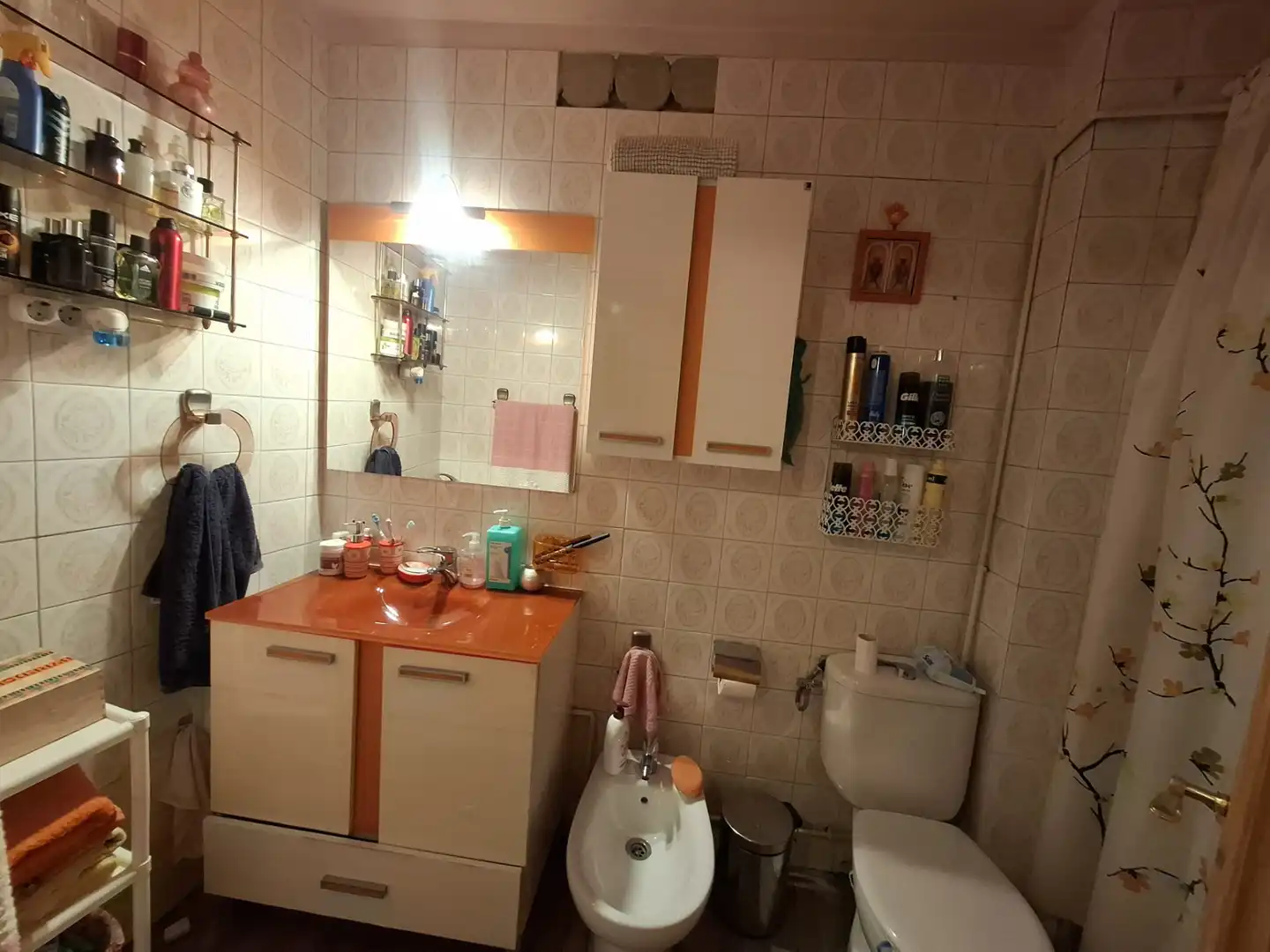 Bany de Pis en venda en Madrid amb Calefacció, Parquet i Terrassa