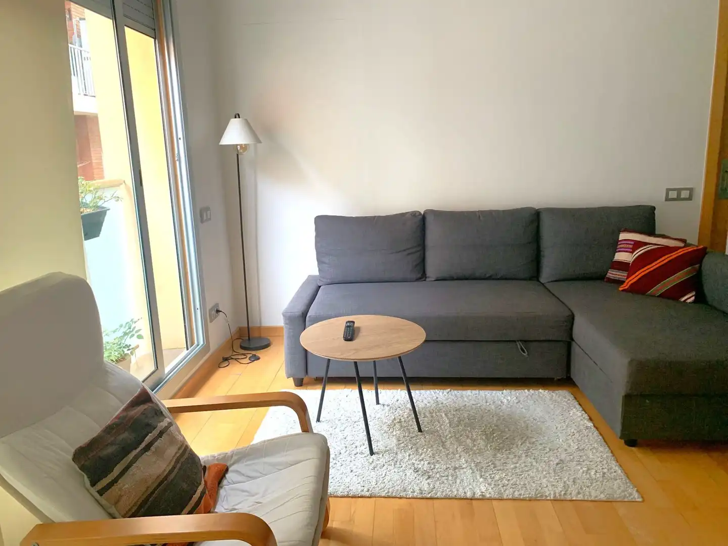Wohnzimmer von Wohnung zur Miete in Barcelona mit Klimaanlage und Heizung