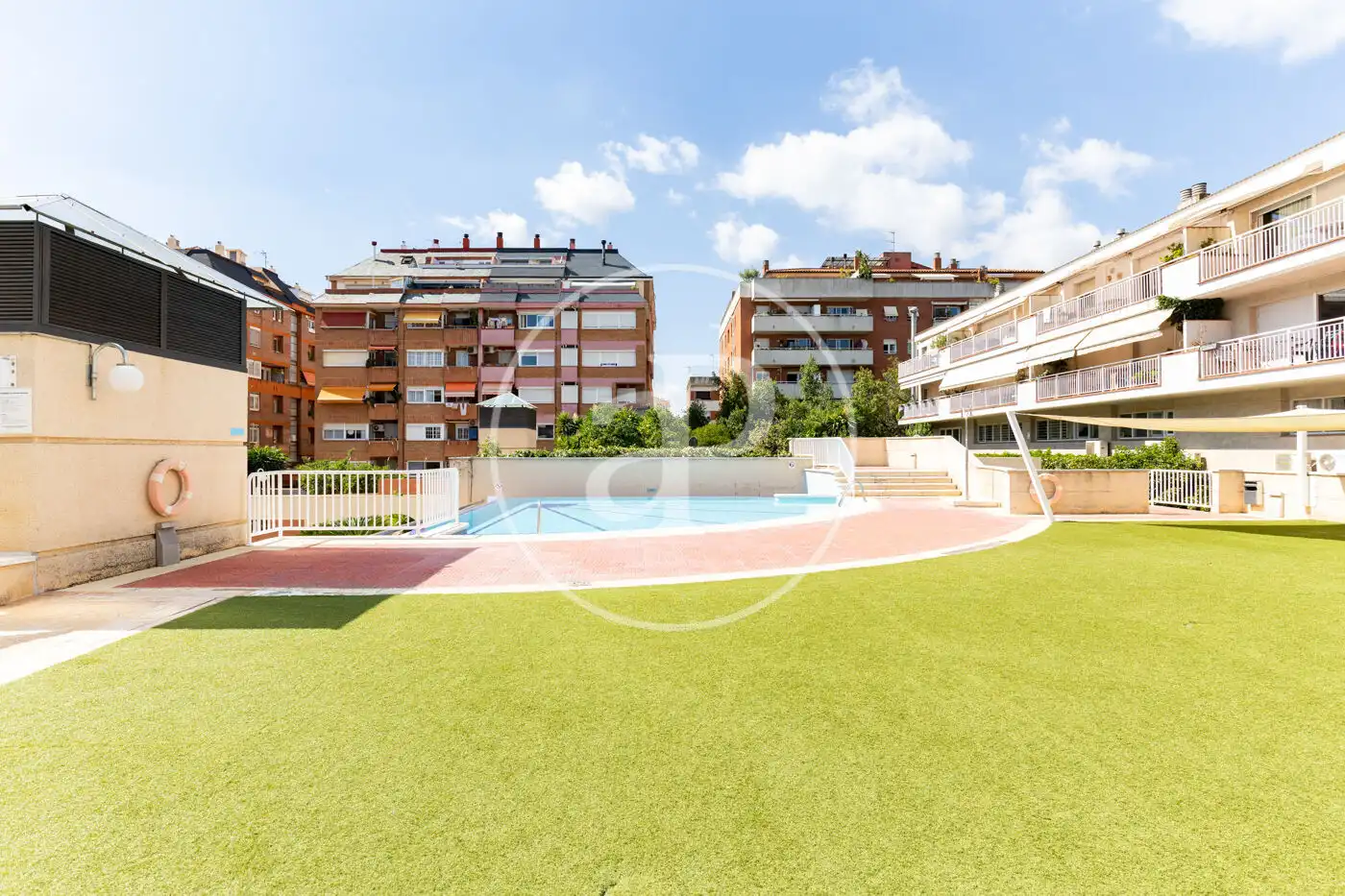 Pis amb terrassa en venda a Carrer del Vallès