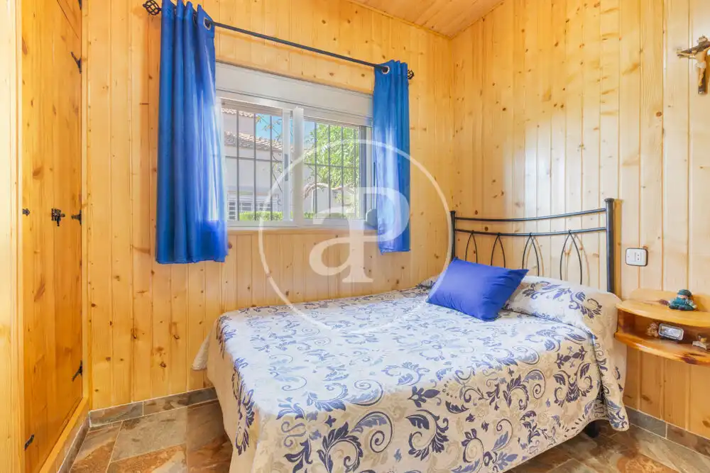 Habitación de Casa o chalet en venta en Montroi / Montroy con Aire acondicionado, Calefacción y Jardín privado