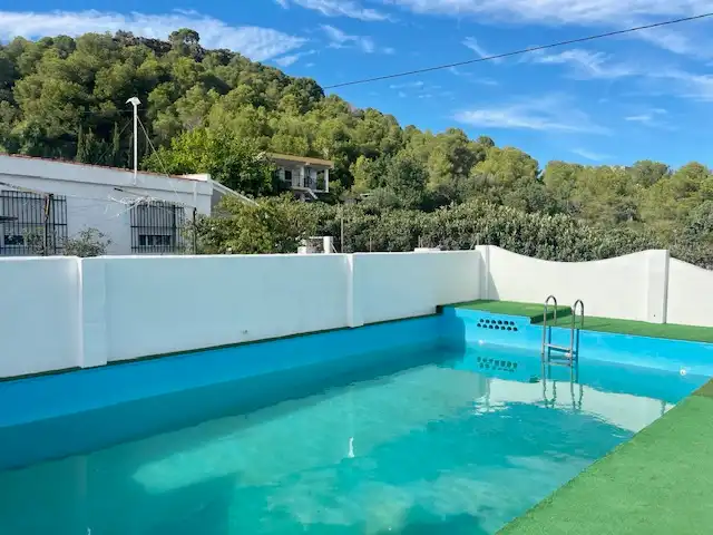 Swimming pool of Houses for sale in Cella  with Heating, Parquet flooring and Terrace