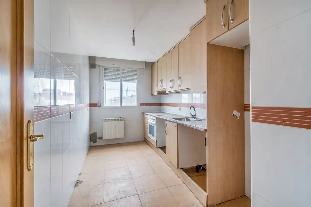 Piso en venta en C/ Esteban Saez de Alvarado, Gamonal - San Bruno - G9