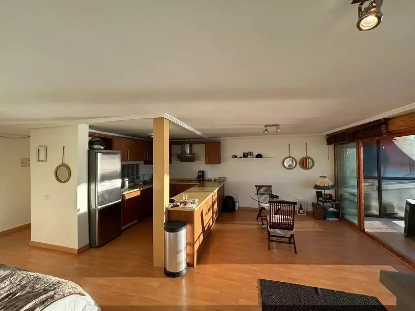 Cocina de Estudio de alquiler en El Campello con Aire acondicionado, Calefacción y Terraza