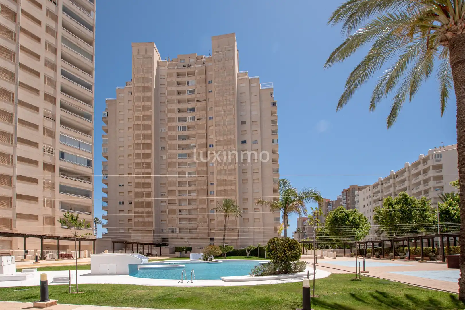 Exterior view of Flat for sale in Calpe / Calp  with Air Conditioner, Private garden and Terrace