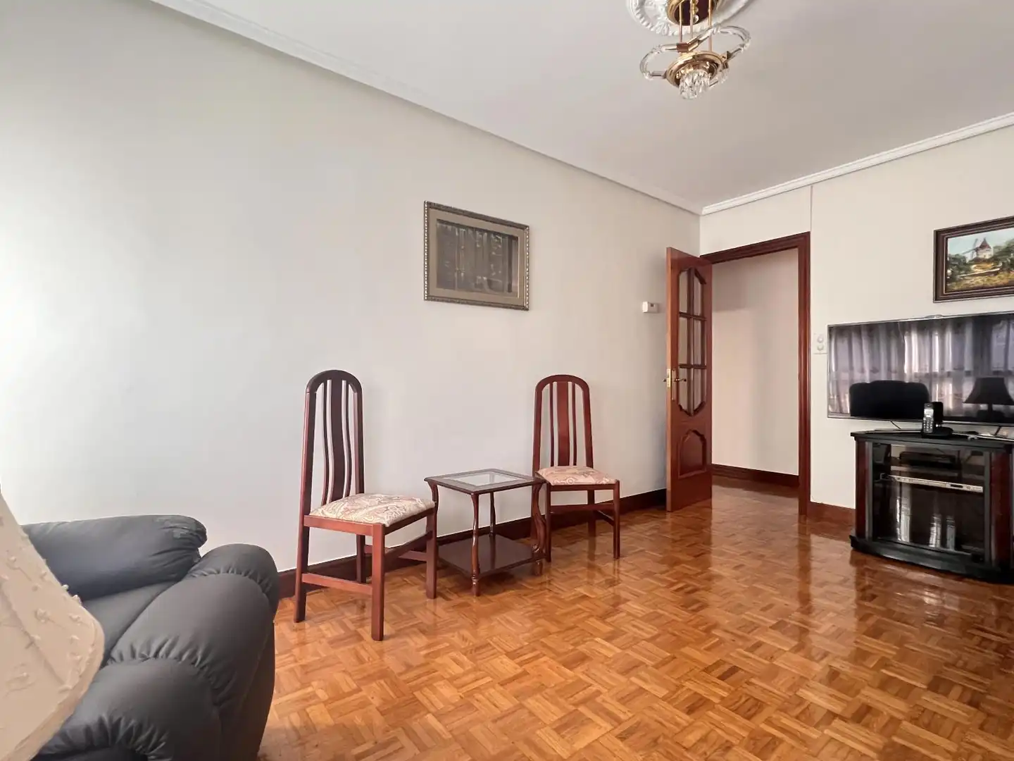 Sala d'estar de Pis en venda en Lasarte-Oria amb Calefacció, Parquet i Terrassa