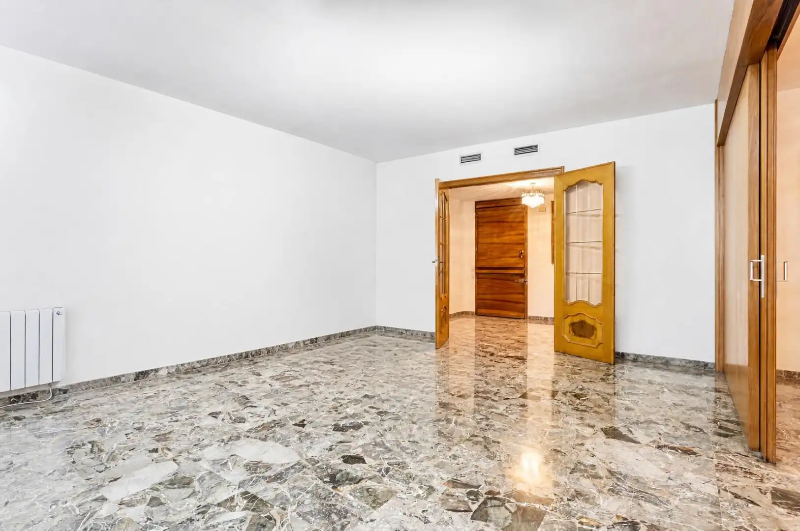 Piso de alquiler en Valencia con Aire acondicionado, Calefacción y Terraza