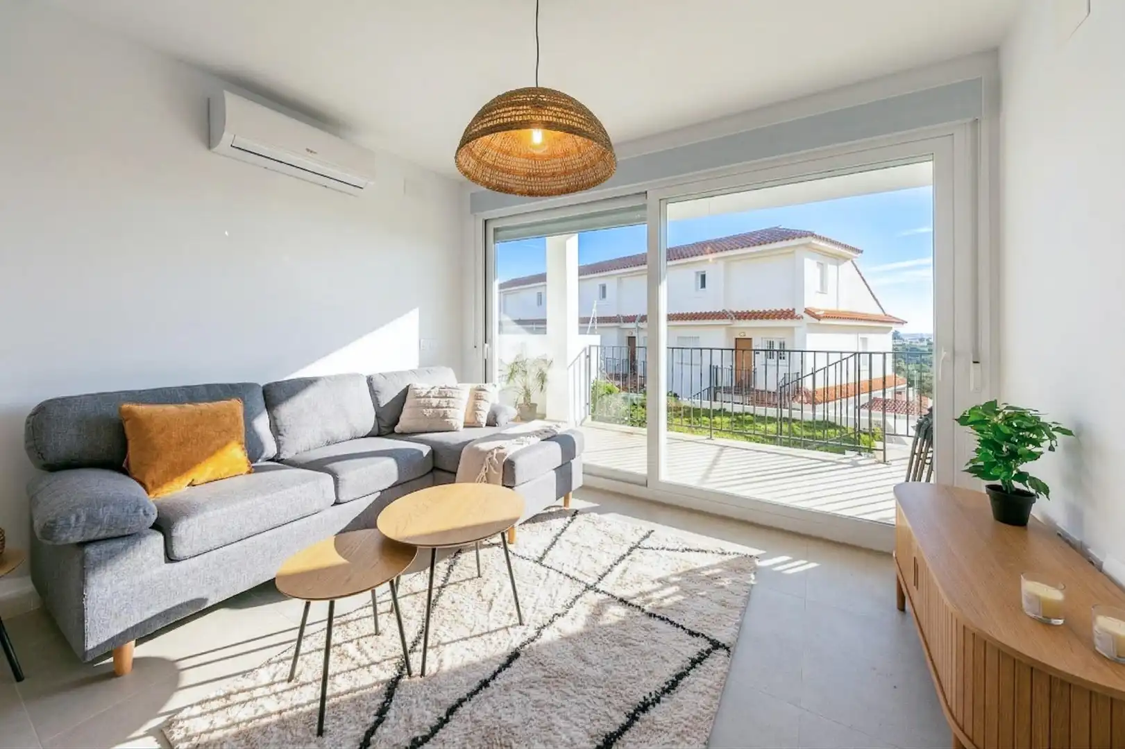 Casa adosada en venta en Manilva Pueblo
