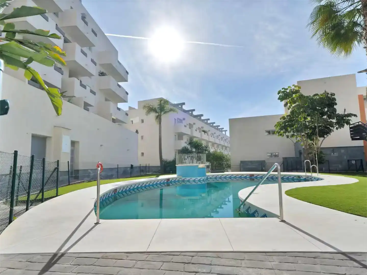 Piscina de Dúplex en venta en Mijas con Aire acondicionado, Piscina y Balcón