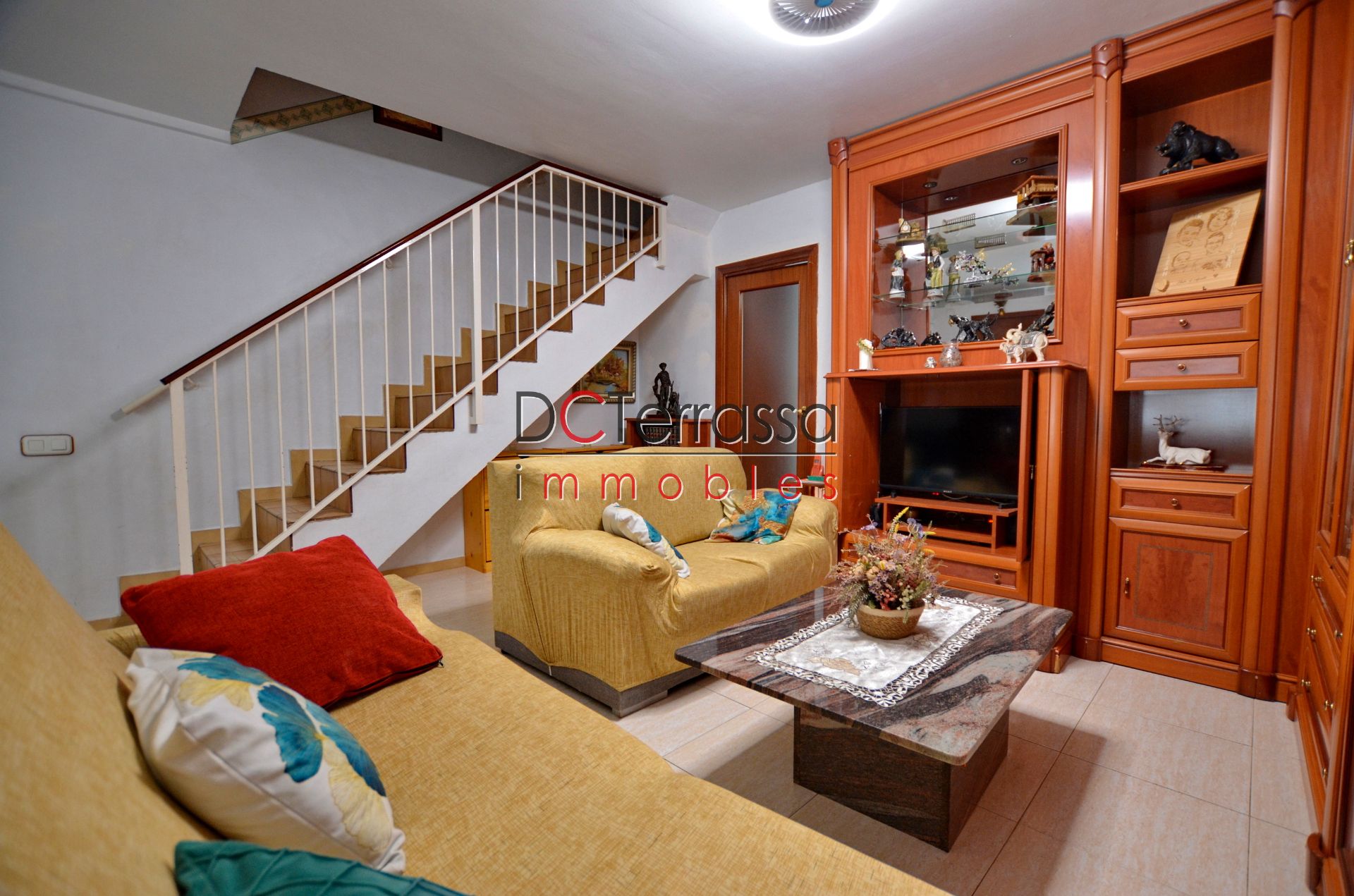 Sala de estar de Dúplex en venta en Terrassa con Aire acondicionado, Calefacción y Terraza