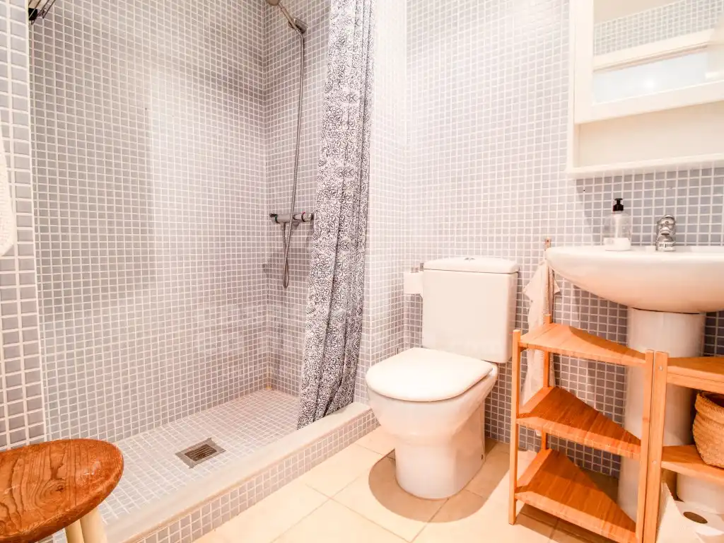 Baño de Piso en venta en Maó - Mahón con Aire acondicionado y Terraza