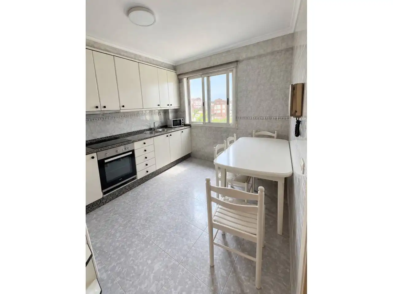 Flat for rent in Avenida Aeropuerto, Lavadores